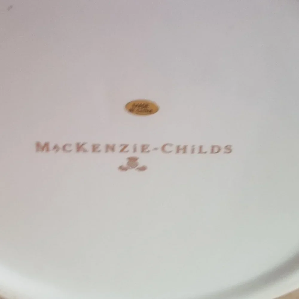 RARE MACKENZIE CHILDS SANTA COURTLY CHECK CHRISTMAS HOLIDAY PLANTER POT DECOR